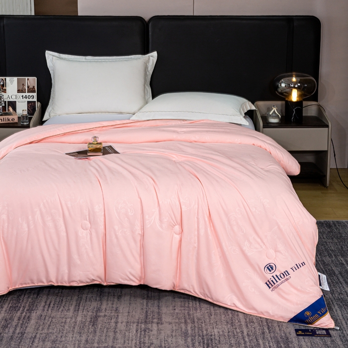 91家纺网 家纺一手货源 找家纺 奕宸居 2026春夏新款全棉纯棉提花酒店蚕丝被子被芯 玉色