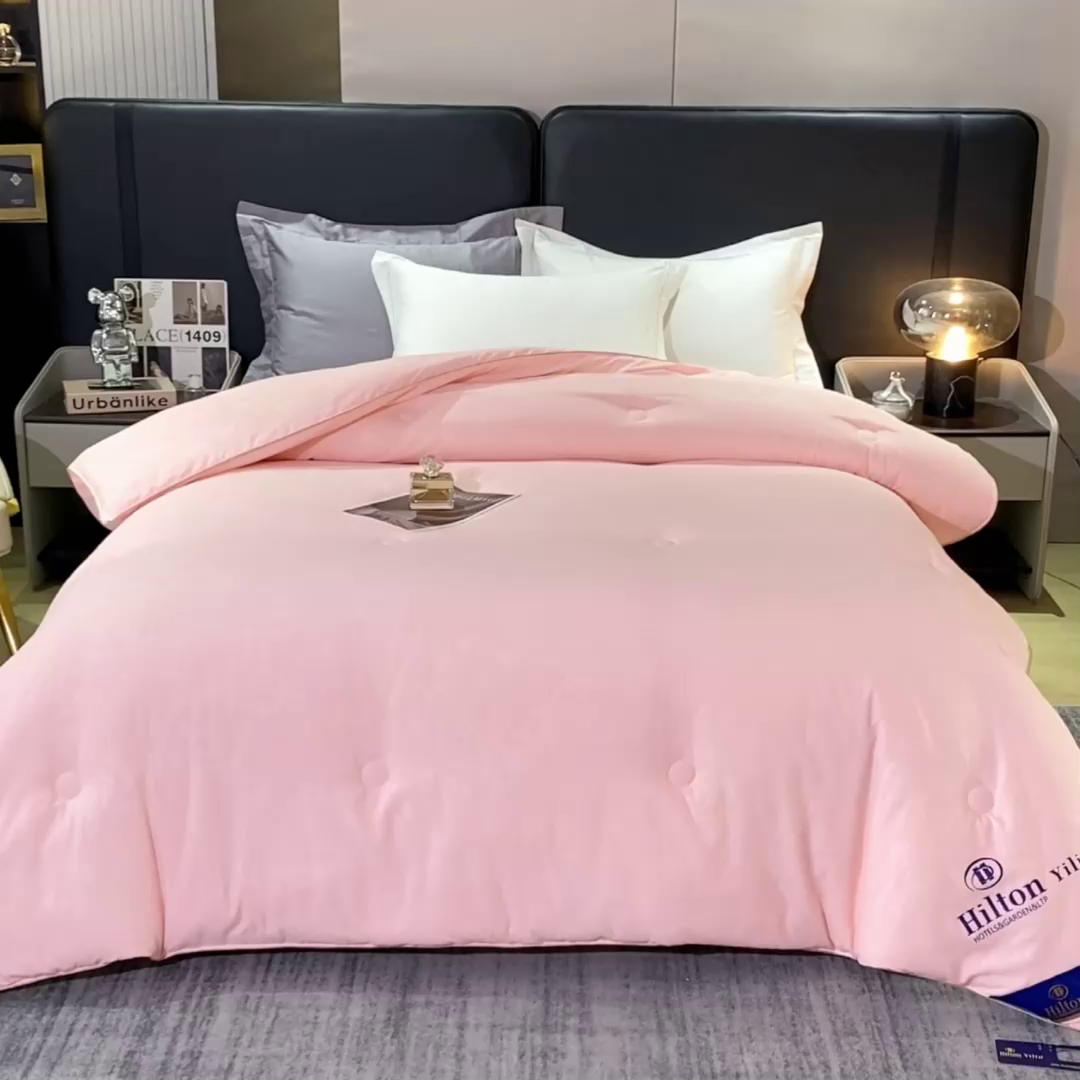 91家纺网 家纺一手货源 找家纺 奕宸居 2026春夏新款全棉纯棉提花酒店蚕丝被子被芯 玉色