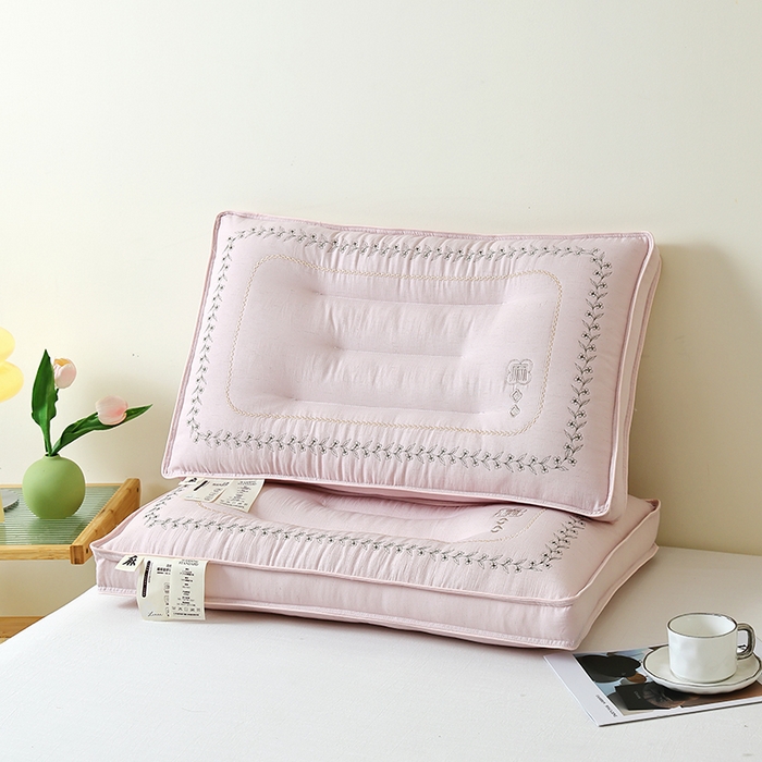 91家纺网 家纺一手货源 找家纺 糖果枕芯 2026新款亚麻护颈枕头天然亚麻枕芯贴合颈椎护颈枕芯 亚麻-粉色