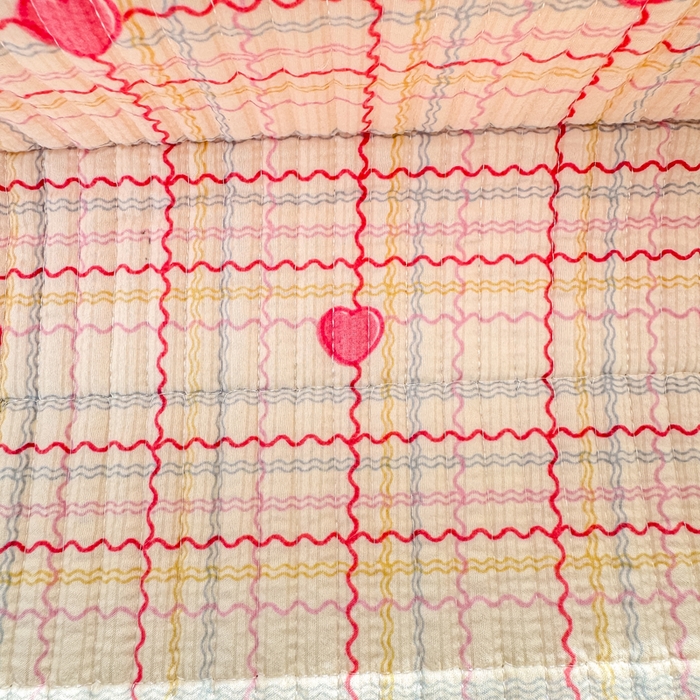 91家纺网 家纺一手货源 找家纺 家喜爱 2026新款木棉皱皱纱床盖（可提供买家秀） 粉色格格心