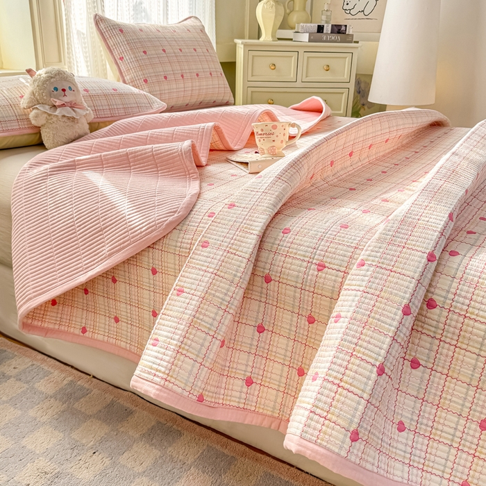91家纺网 家纺一手货源 找家纺 家喜爱 2026新款木棉皱皱纱床盖（可提供买家秀） 粉色格格心