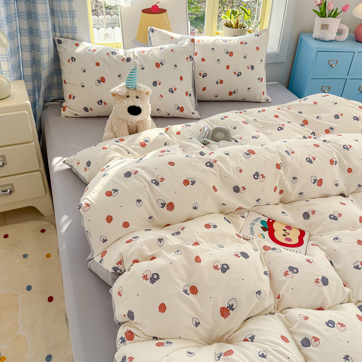 91家纺网 家纺一手货源 找家纺 铺尚美家纺 2026新款A类古法水洗仿棉云感纱四件套 草莓啵啵