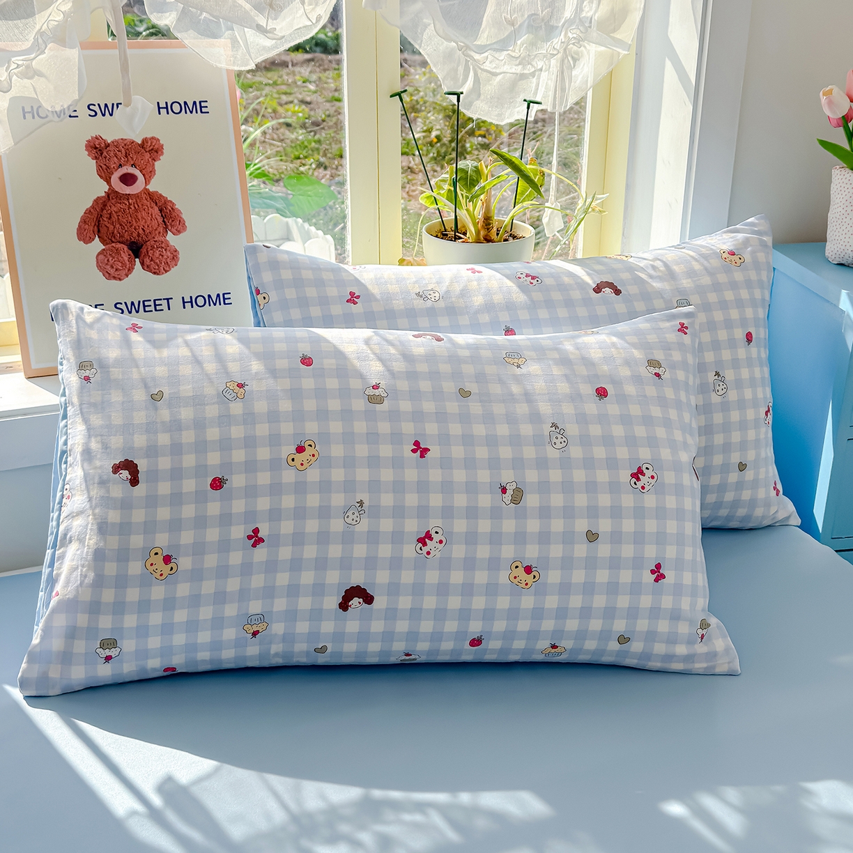 91家纺网 家纺一手货源 找家纺 铺尚美家纺 2026新款A类古法水洗仿棉云感纱四件套 草莓熊-蓝