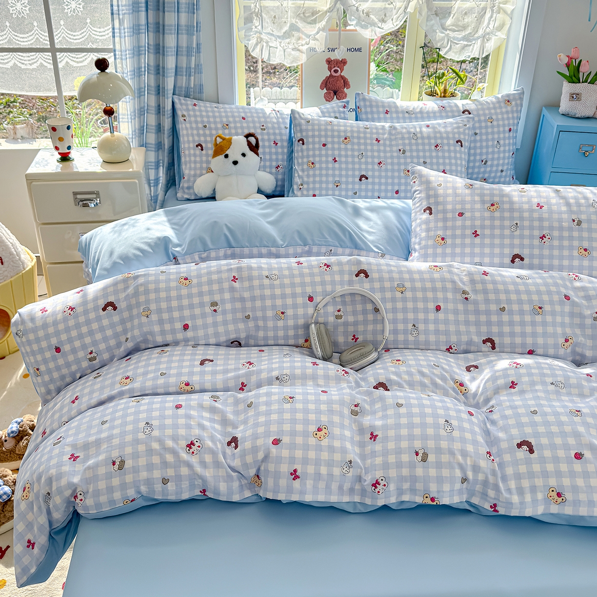 91家纺网 家纺一手货源 找家纺 铺尚美家纺 2026新款A类古法水洗仿棉云感纱四件套 草莓熊-蓝