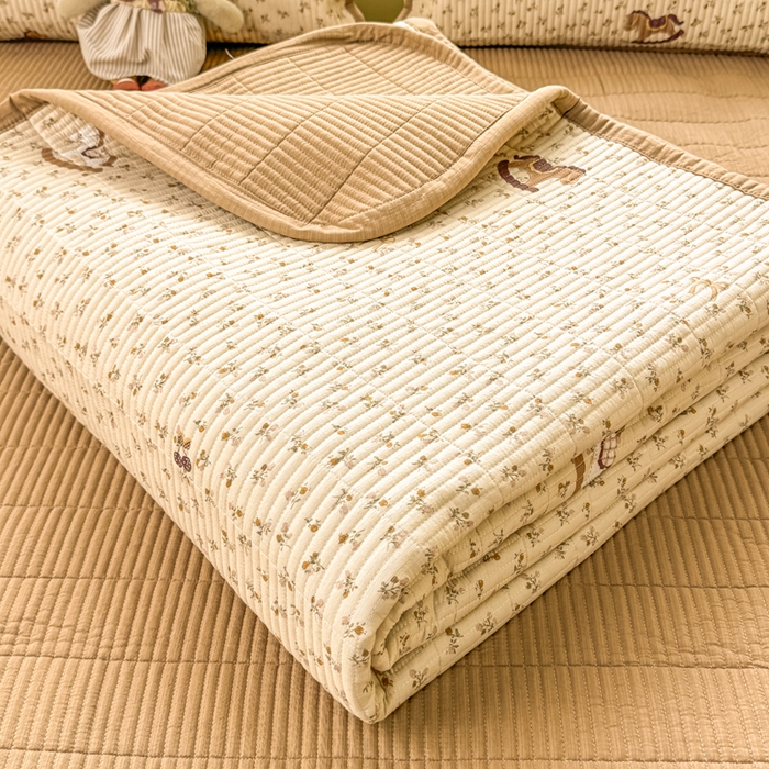 91家纺网 家纺一手货源 找家纺 家喜爱 2026新款木棉皱皱纱床盖（可提供买家秀） 摇马花野