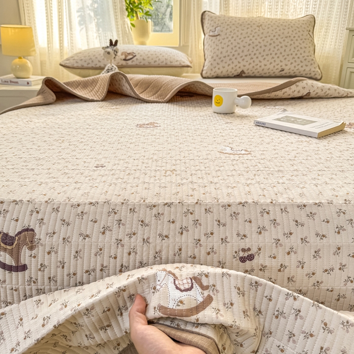 91家纺网 家纺一手货源 找家纺 家喜爱 2026新款木棉皱皱纱床盖（可提供买家秀） 摇马花野