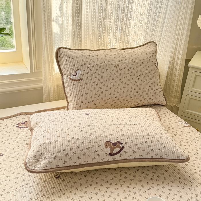 91家纺网 家纺一手货源 找家纺 家喜爱 2026新款木棉皱皱纱床盖（可提供买家秀） 摇马花野