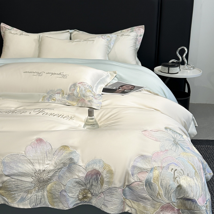 91家纺网 家纺一手货源 找家纺 2026新款高支高密刺绣四件套-花溪系列 花溪-奶昔白＋蓝