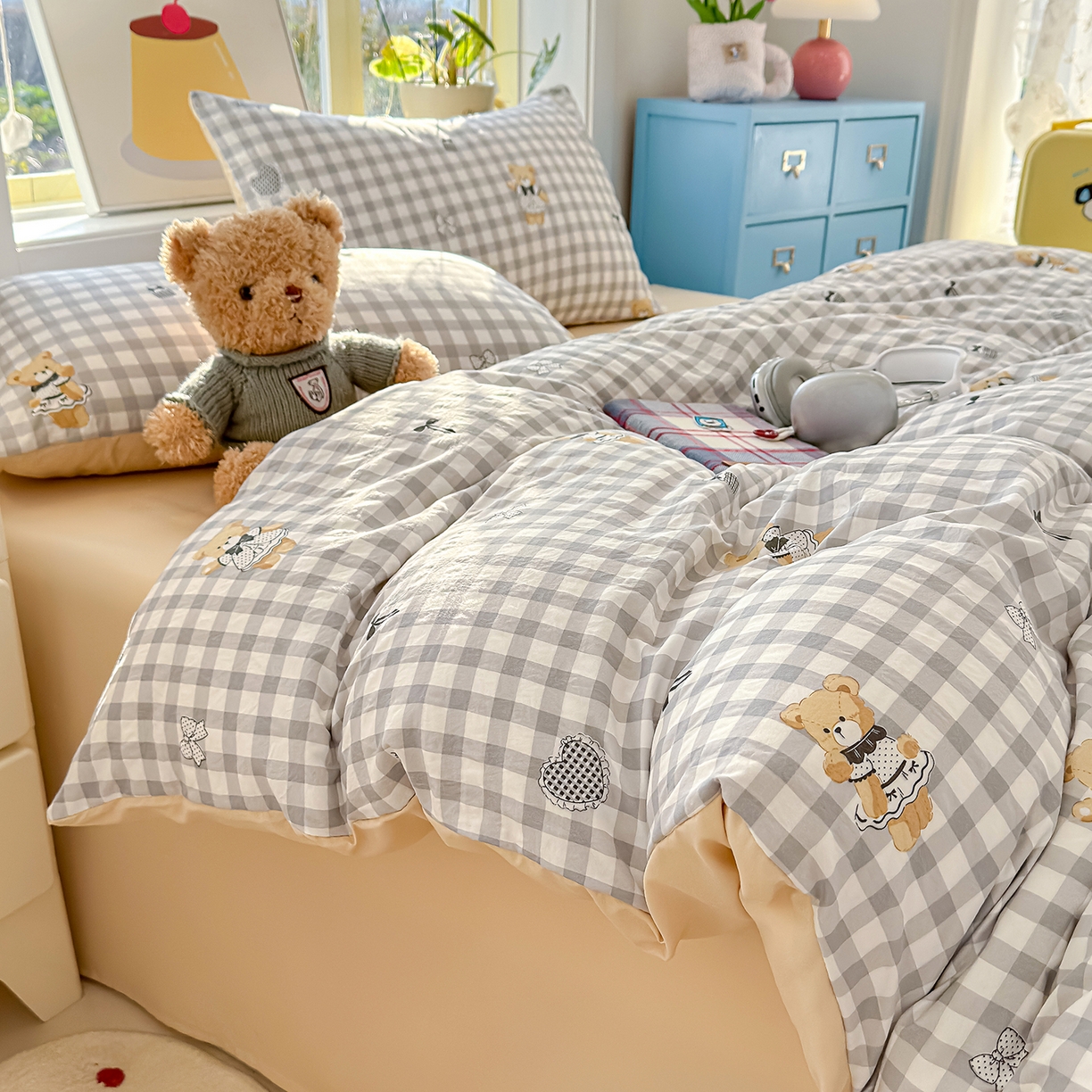 91家纺网 家纺一手货源 找家纺 铺尚美家纺 2026新款A类古法水洗仿棉云感纱四件套 格子熊