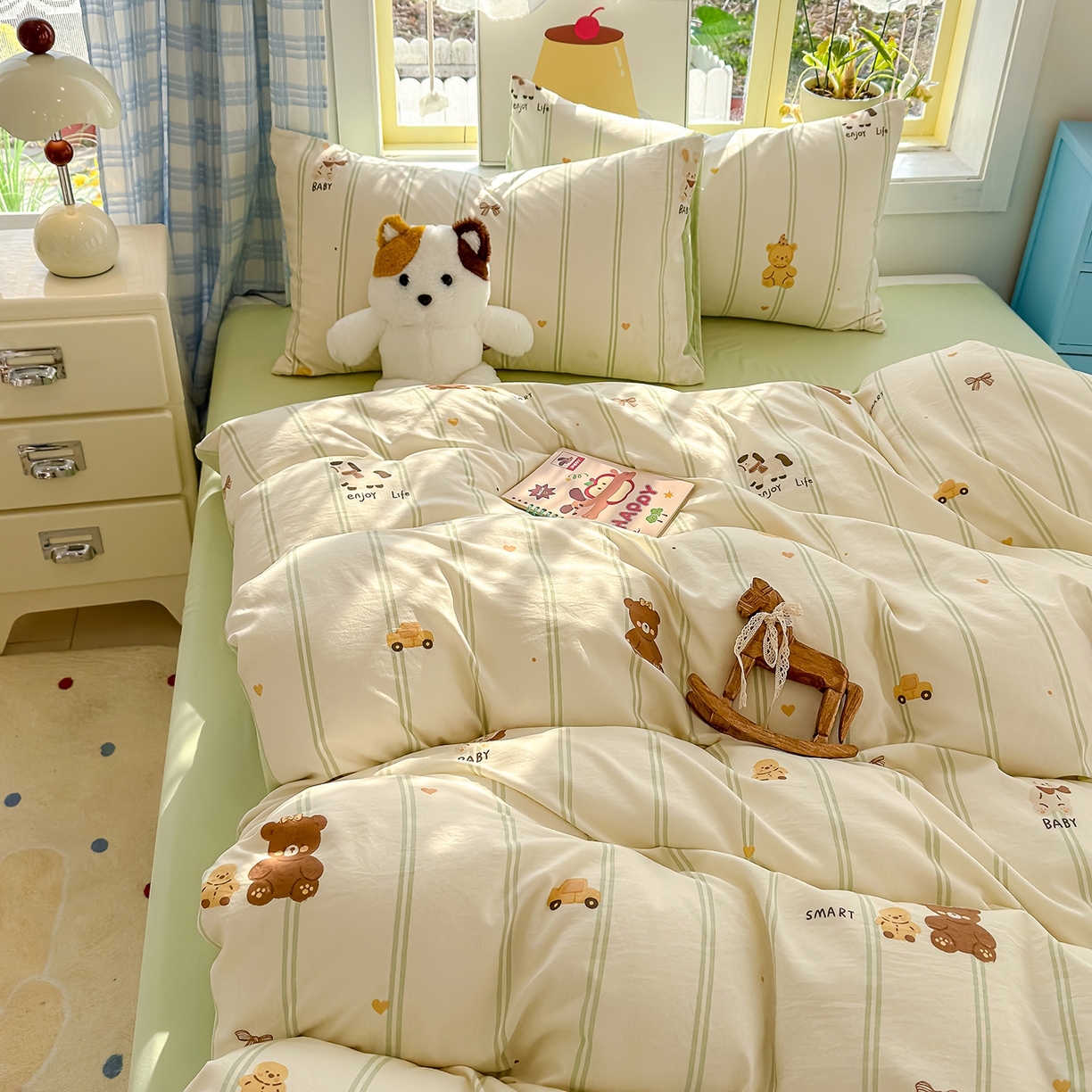 91家纺网 家纺一手货源 找家纺 铺尚美家纺 2026新款A类古法水洗仿棉云感纱四件套 条纹小熊