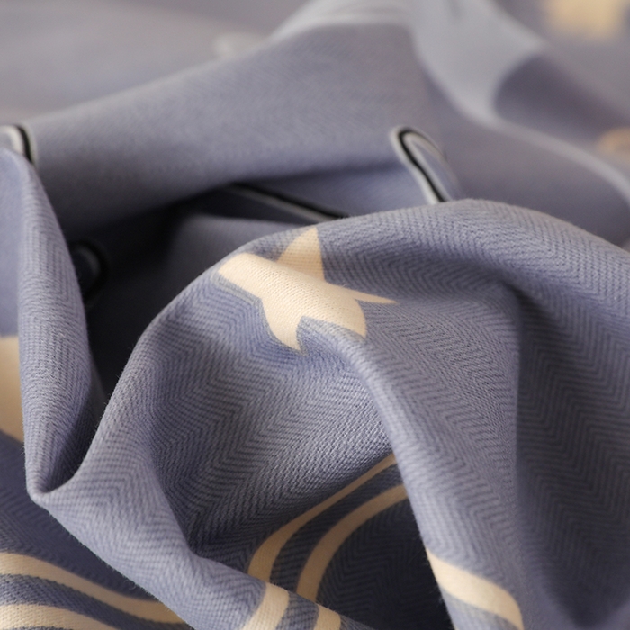 91家纺网 家纺一手货源 找家纺 幸嘉轩 2025新款全棉秋冬加厚保暖喷气磨毛纯棉印花四件套 风中倩影灰