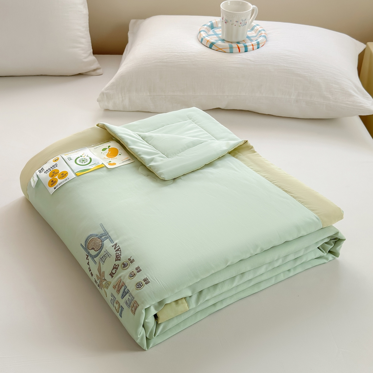 91家纺网 家纺一手货源 找家纺 摩时 2026春夏新款天丝莱赛尔大豆纤维被纯色系列夏凉被空调被 翡翠绿