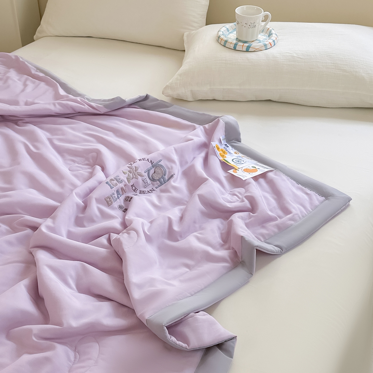 91家纺网 家纺一手货源 找家纺 摩时 2026春夏新款天丝莱赛尔大豆纤维被纯色系列夏凉被空调被 紫藤灰