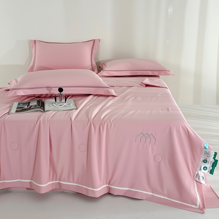 91家纺网 家纺一手货源 找家纺 欧夏家纺 2026新款氢氧丝凉感刺绣夏被拼角夏被纯色夏凉被空调被子薄被直播供货外贸 美玉粉