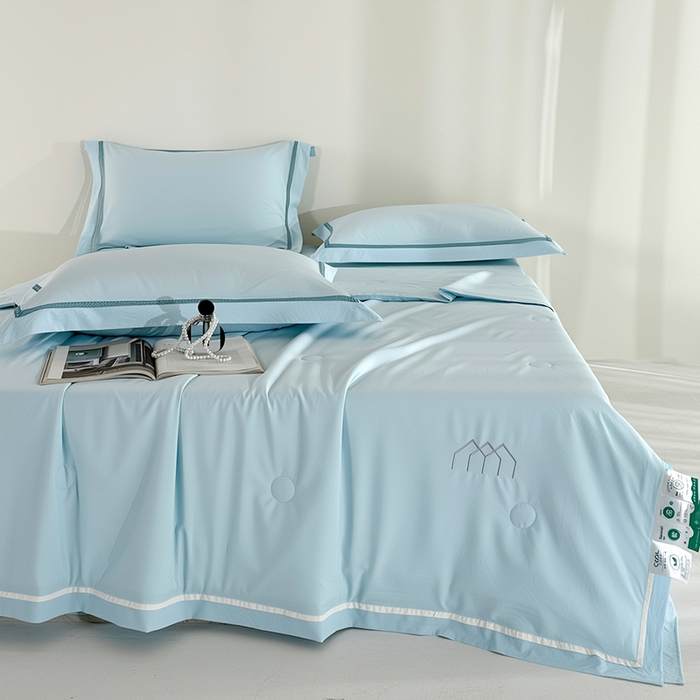 91家纺网 家纺一手货源 找家纺 欧夏家纺 2026新款氢氧丝凉感刺绣夏被拼角夏被纯色夏凉被空调被子薄被直播供货外贸 晴空蓝