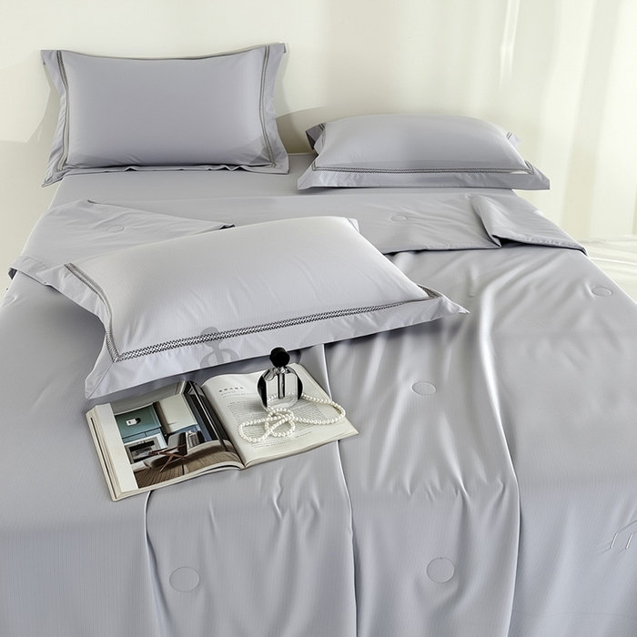 91家纺网 家纺一手货源 找家纺 欧夏家纺 2026新款氢氧丝凉感刺绣夏被拼角夏被纯色夏凉被空调被子薄被直播供货外贸 绅士灰