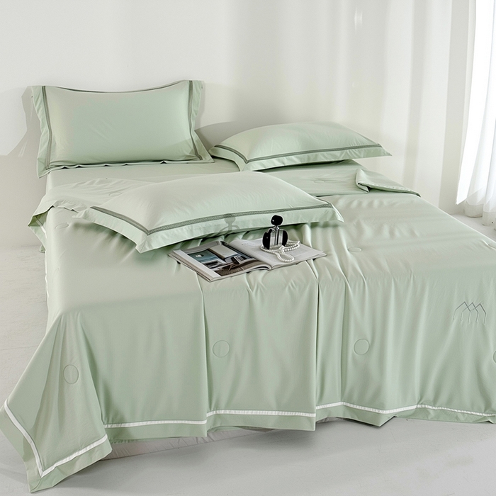 91家纺网 家纺一手货源 找家纺 欧夏家纺 2026新款氢氧丝凉感刺绣夏被拼角夏被纯色夏凉被空调被子薄被直播供货外贸 夏草绿