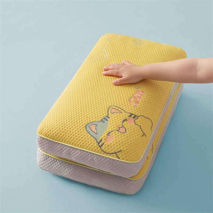 91家纺网 家纺一手货源 找家纺 麦肯锡 2026新款猫豆豆荞麦枕 奶泡黄