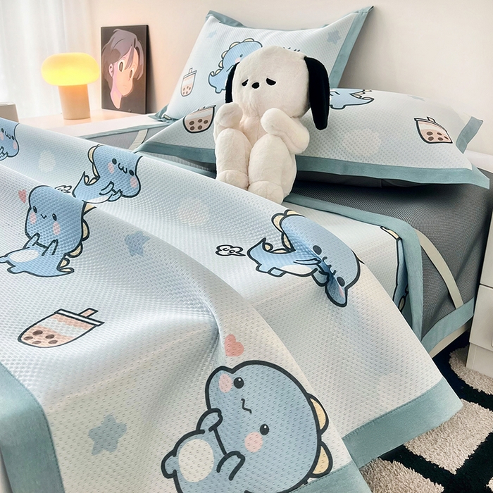 91家纺网 家纺一手货源 找家纺 倾慕家纺 2026新款A类满天星提花凉感凉席系列 波波小龙