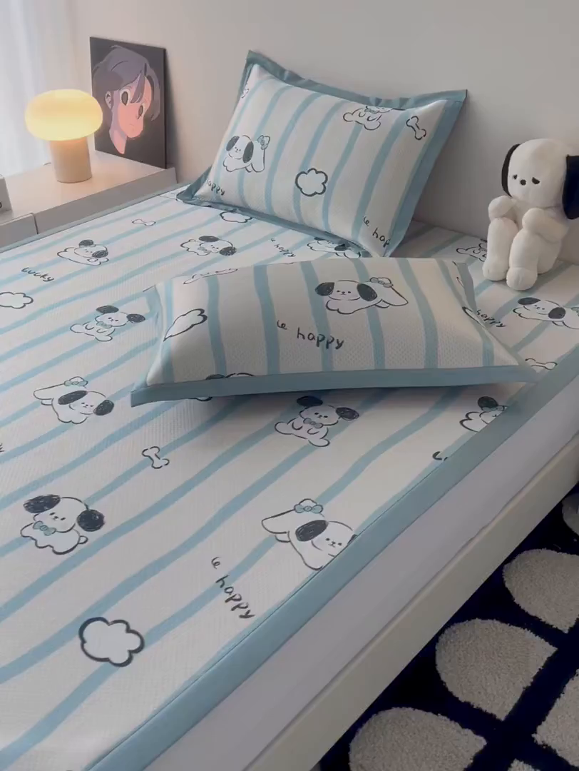 91家纺网 家纺一手货源 找家纺 倾慕家纺 2026新款A类满天星提花凉感凉席系列 条纹狗狗