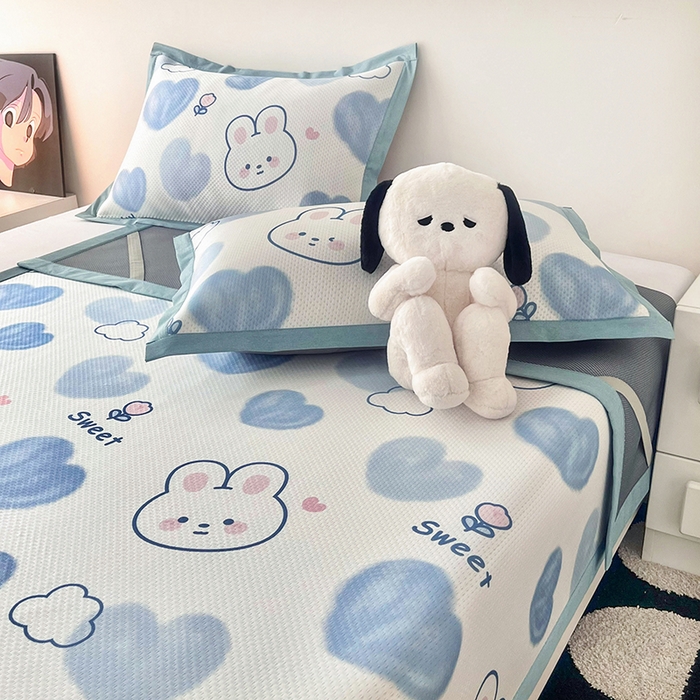 91家纺网 家纺一手货源 找家纺 倾慕家纺 2026新款A类满天星提花凉感凉席系列 蓝色爱恋