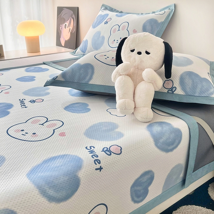 91家纺网 家纺一手货源 找家纺 倾慕家纺 2026新款A类满天星提花凉感凉席系列 蓝色爱恋