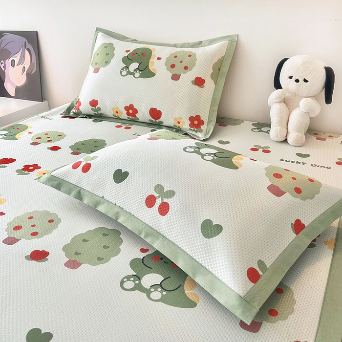 91家纺网 家纺一手货源 找家纺 倾慕家纺 2026新款A类满天星提花凉感凉席系列 森林龙宝宝