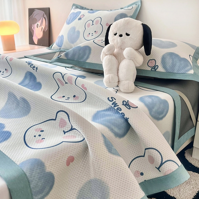 91家纺网 家纺一手货源 找家纺 倾慕家纺 2026新款A类满天星提花凉感凉席系列 蓝色爱恋