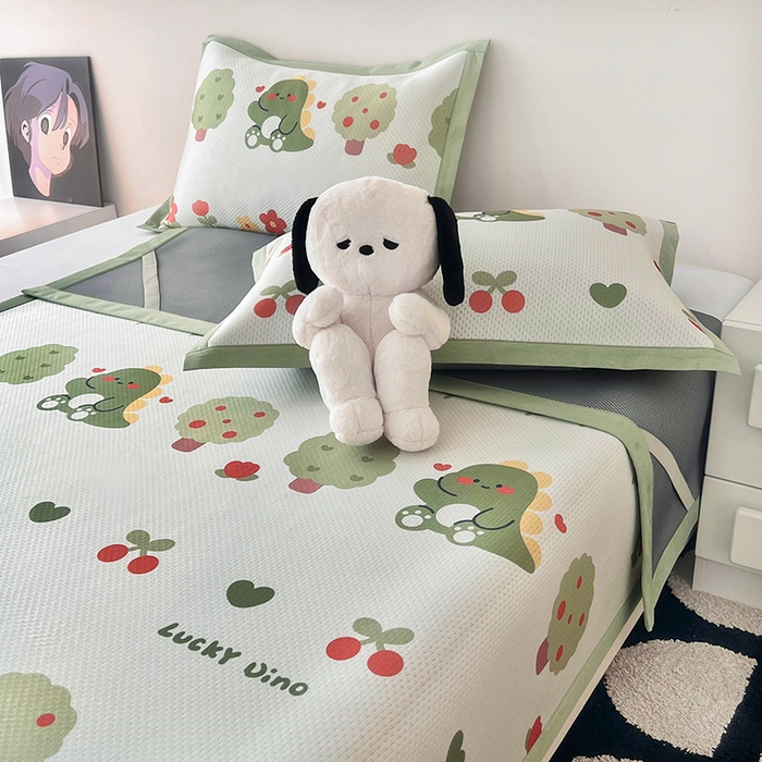 91家纺网 家纺一手货源 找家纺 倾慕家纺 2026新款A类满天星提花凉感凉席系列 森林龙宝宝