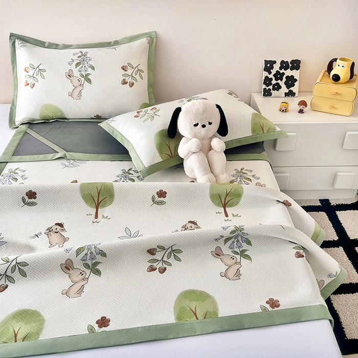 91家纺网 家纺一手货源 找家纺 倾慕家纺 2026新款A类满天星提花凉感凉席系列 小森林