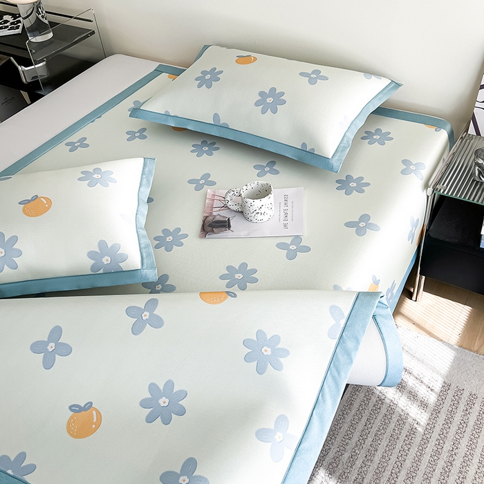 91家纺网 家纺一手货源 找家纺 倾慕家纺 2026新款A类简约风牛奶丝数码印花冰丝凉席 香橙