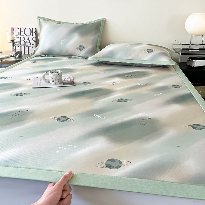 91家纺网 家纺一手货源 找家纺 （总）倾慕家纺 2026新款A类简约风牛奶丝数码印花冰丝凉席