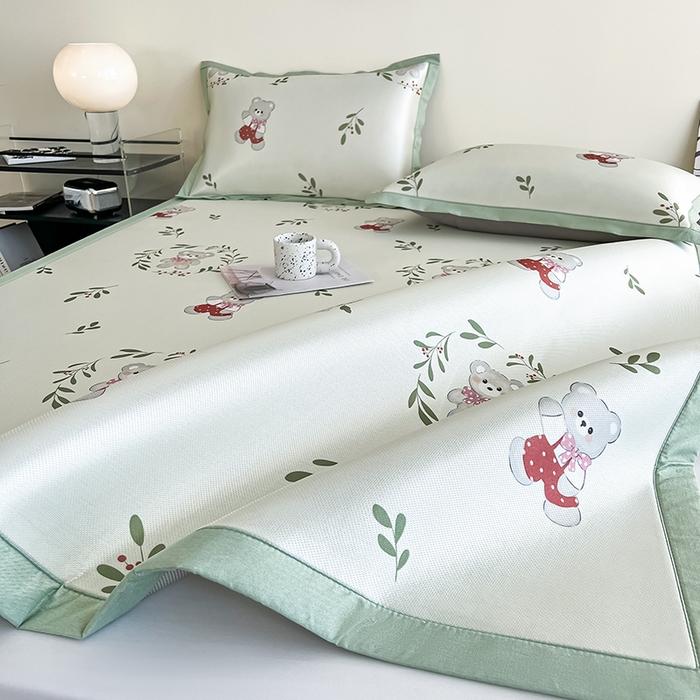 91家纺网 家纺一手货源 找家纺 倾慕家纺 2026新款A类简约风牛奶丝数码印花冰丝凉席 花园熊