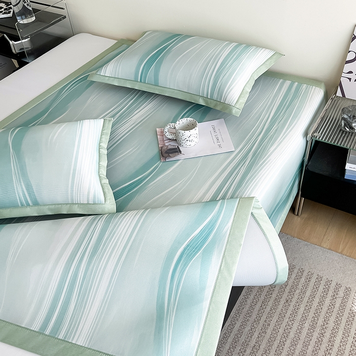 91家纺网 家纺一手货源 找家纺 倾慕家纺 2026新款A类简约风牛奶丝数码印花冰丝凉席 曲线幻影绿