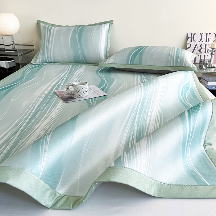 91家纺网 家纺一手货源 找家纺 倾慕家纺 2026新款A类简约风牛奶丝数码印花冰丝凉席 曲线幻影绿