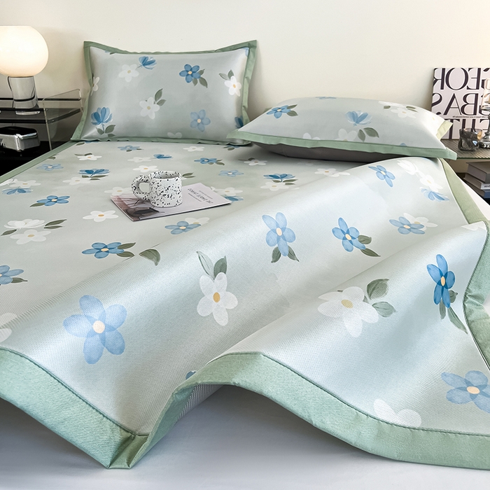 91家纺网 家纺一手货源 找家纺 倾慕家纺 2026新款A类简约风牛奶丝数码印花冰丝凉席 梦幻花朵绿