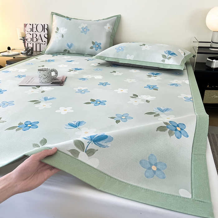 91家纺网 家纺一手货源 找家纺 倾慕家纺 2026新款A类简约风牛奶丝数码印花冰丝凉席 梦幻花朵绿