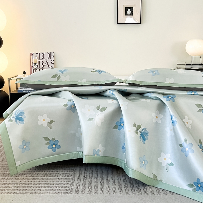 91家纺网 家纺一手货源 找家纺 倾慕家纺 2026新款A类简约风牛奶丝数码印花冰丝凉席 梦幻花朵绿