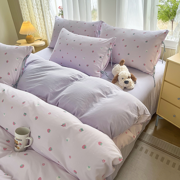 91家纺网 家纺一手货源 找家纺 帛洵家纺 2026新款110g超柔水洗宝宝有氧仿棉四件套（提供买家秀） 草莓多多-粉