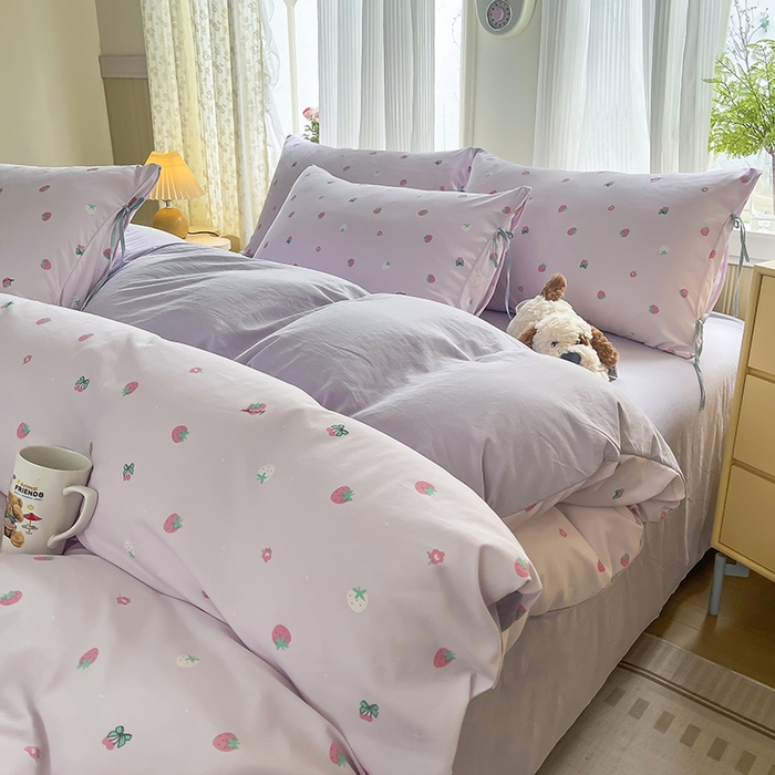 91家纺网 家纺一手货源 找家纺 帛洵家纺 2026新款110g超柔水洗宝宝有氧仿棉四件套（提供买家秀） 草莓多多-粉