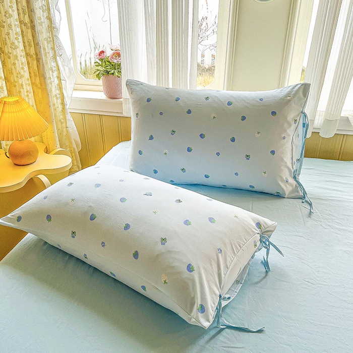 91家纺网 家纺一手货源 找家纺 帛洵家纺 2026新款110g超柔水洗宝宝有氧仿棉四件套（提供买家秀） 草莓多多-兰