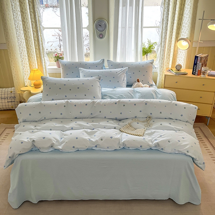 91家纺网 家纺一手货源 找家纺 帛洵家纺 2026新款110g超柔水洗宝宝有氧仿棉四件套（提供买家秀） 草莓多多-兰