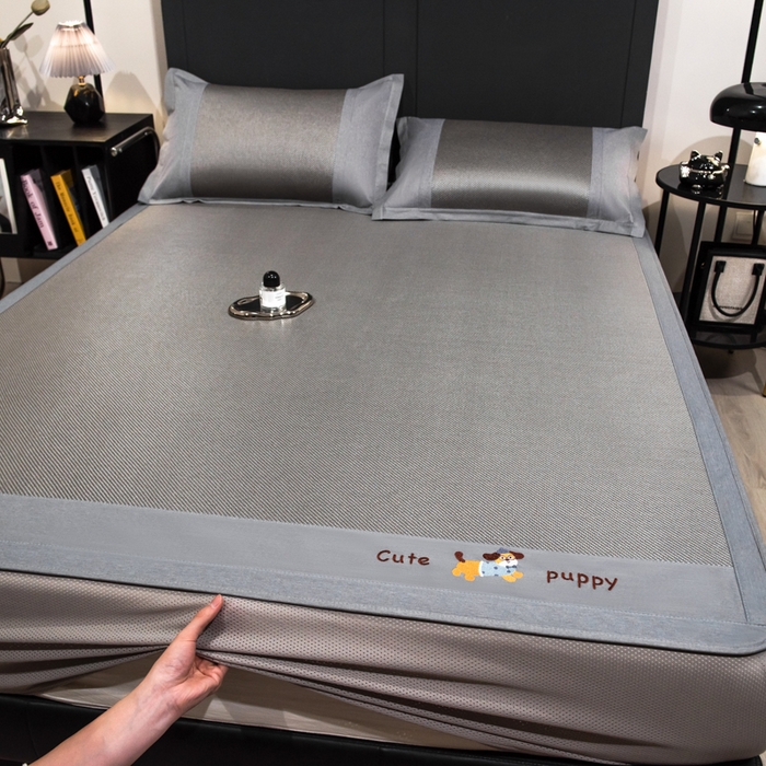 91家纺网 家纺一手货源 找家纺 （总）倾慕家纺 2026新款A类刺绣冰藤席--床笠款