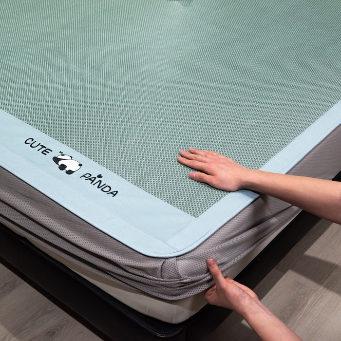 91家纺网 家纺一手货源 找家纺 倾慕家纺 2026新款A类刺绣冰藤席--床笠款 刺绣熊猫绿色床笠款