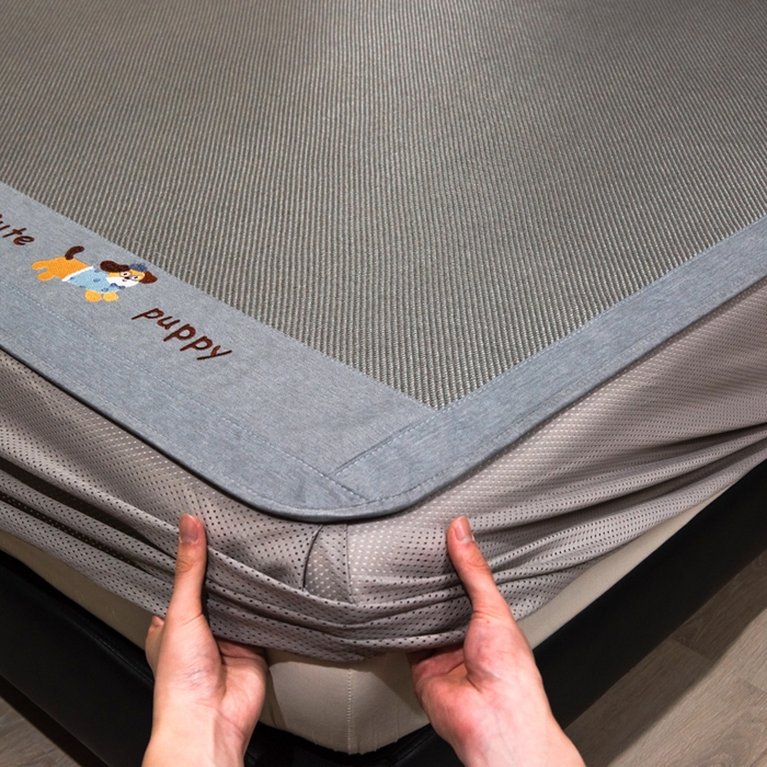 91家纺网 家纺一手货源 找家纺 （总）倾慕家纺 2026新款A类刺绣冰藤席--床笠款