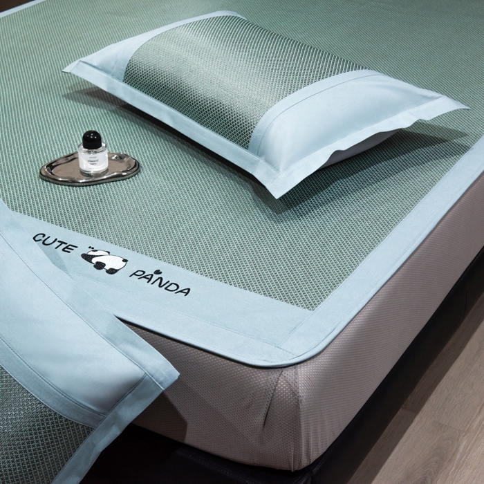 91家纺网 家纺一手货源 找家纺 倾慕家纺 2026新款A类刺绣冰藤席--床笠款 刺绣熊猫绿色床笠款