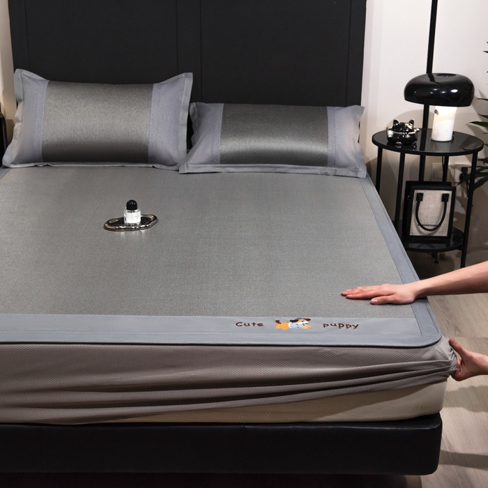 91家纺网 家纺一手货源 找家纺 （总）倾慕家纺 2026新款A类刺绣冰藤席--床笠款