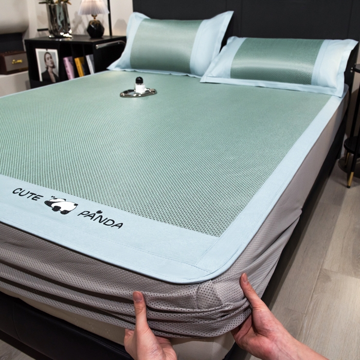 91家纺网 家纺一手货源 找家纺 倾慕家纺 2026新款A类刺绣冰藤席--床笠款 刺绣熊猫绿色床笠款