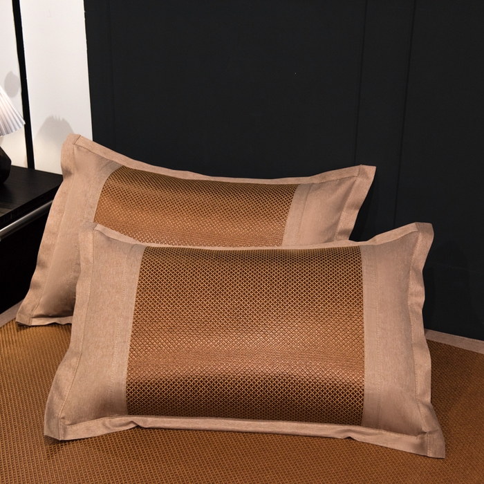 91家纺网 家纺一手货源 找家纺 倾慕家纺 2026新款A类刺绣冰藤席--床笠款 刺绣熊猫棕色床笠款