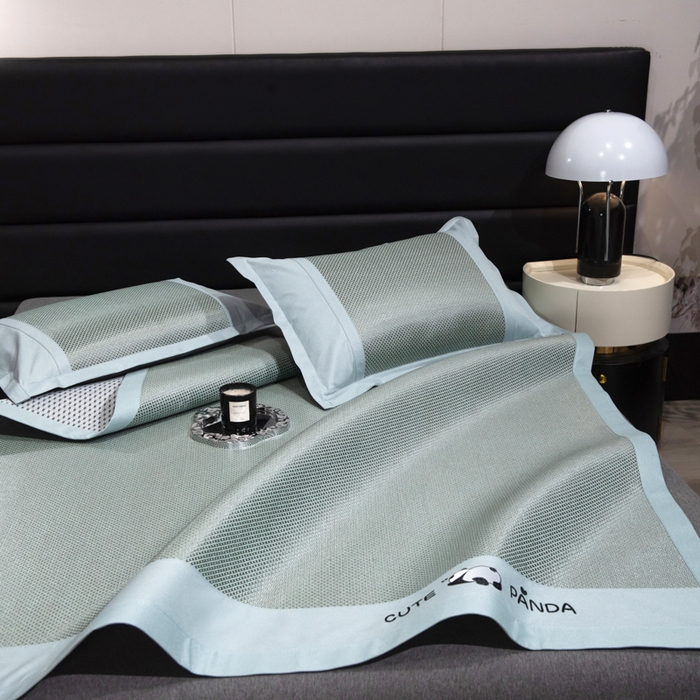 91家纺网 家纺一手货源 找家纺 倾慕家纺 2026新款A类刺绣冰藤席--床席款 刺绣熊猫绿色床席款